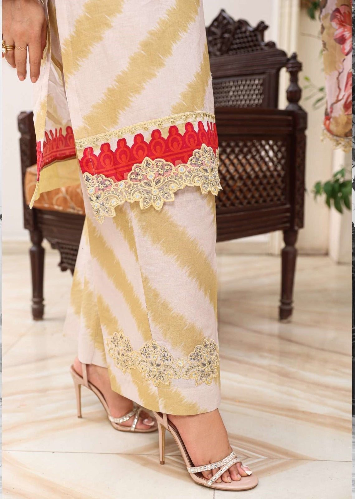 SIMRANS Mehrunisa premium 3 piece mummy & me Ladies cream outfit BK18