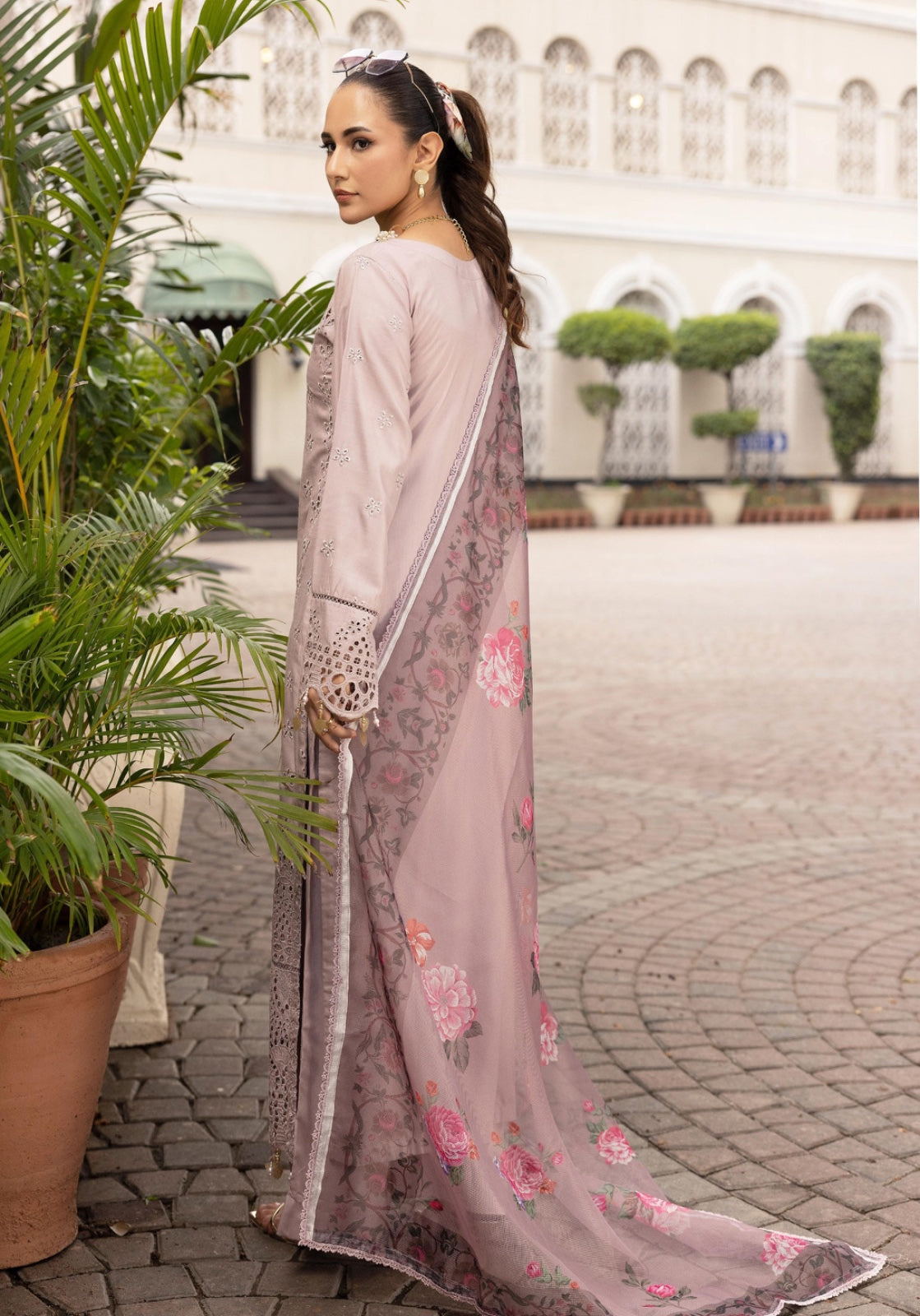 SIMRANS LUXURY HANDWORK CHICKNKARI 3PC READYMADEBK20