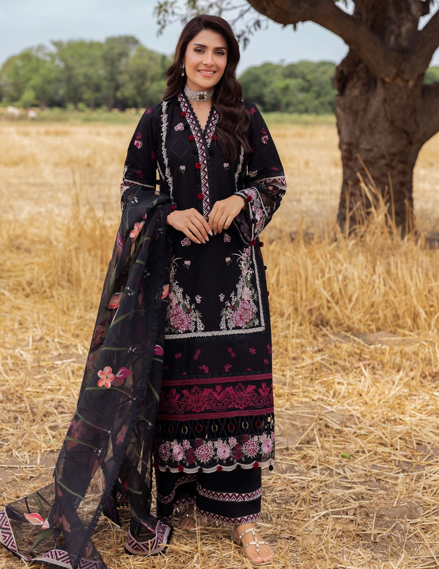 SIMRANS Heer premium 3 piece mummy & me Ladies Black medium Eid outfit 1028