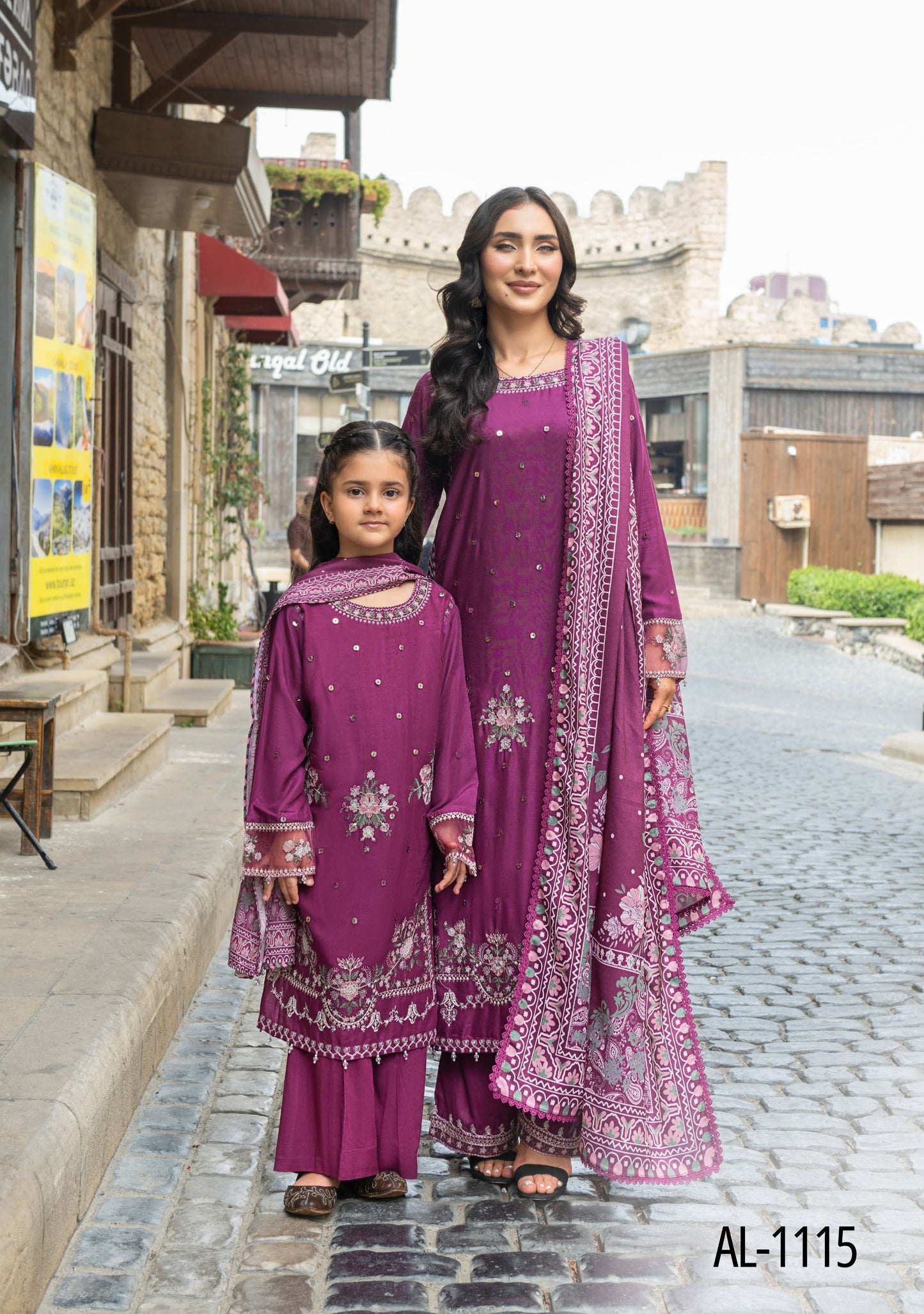 SIMRANS BAKU EMBROIDERED LINEN WITH KOTAIL SHAWLS 3PC EMBROIDERED READYMADE SBL401