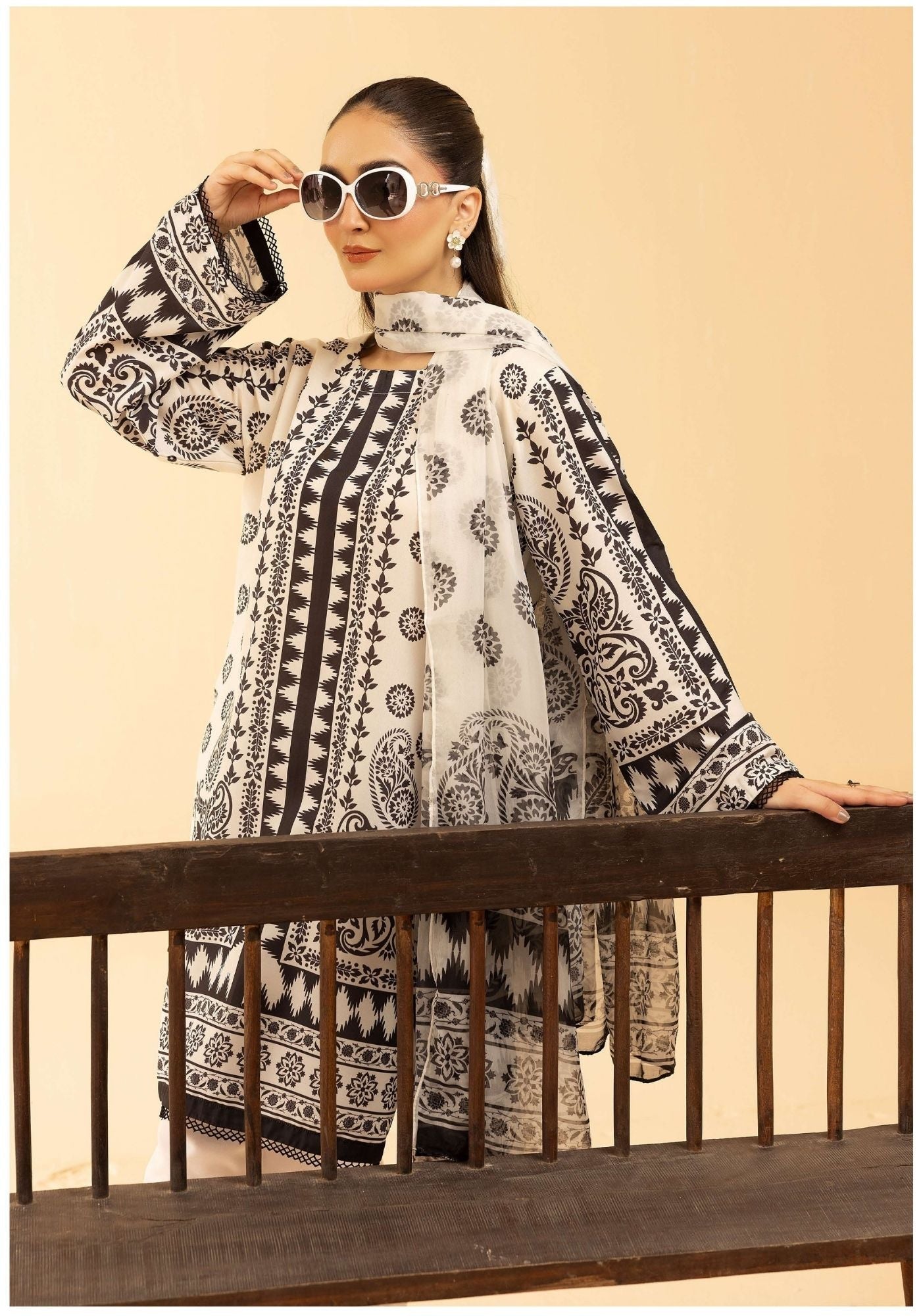 Simrans Sania Masketiya collection 3 piece printed casual suit 112203