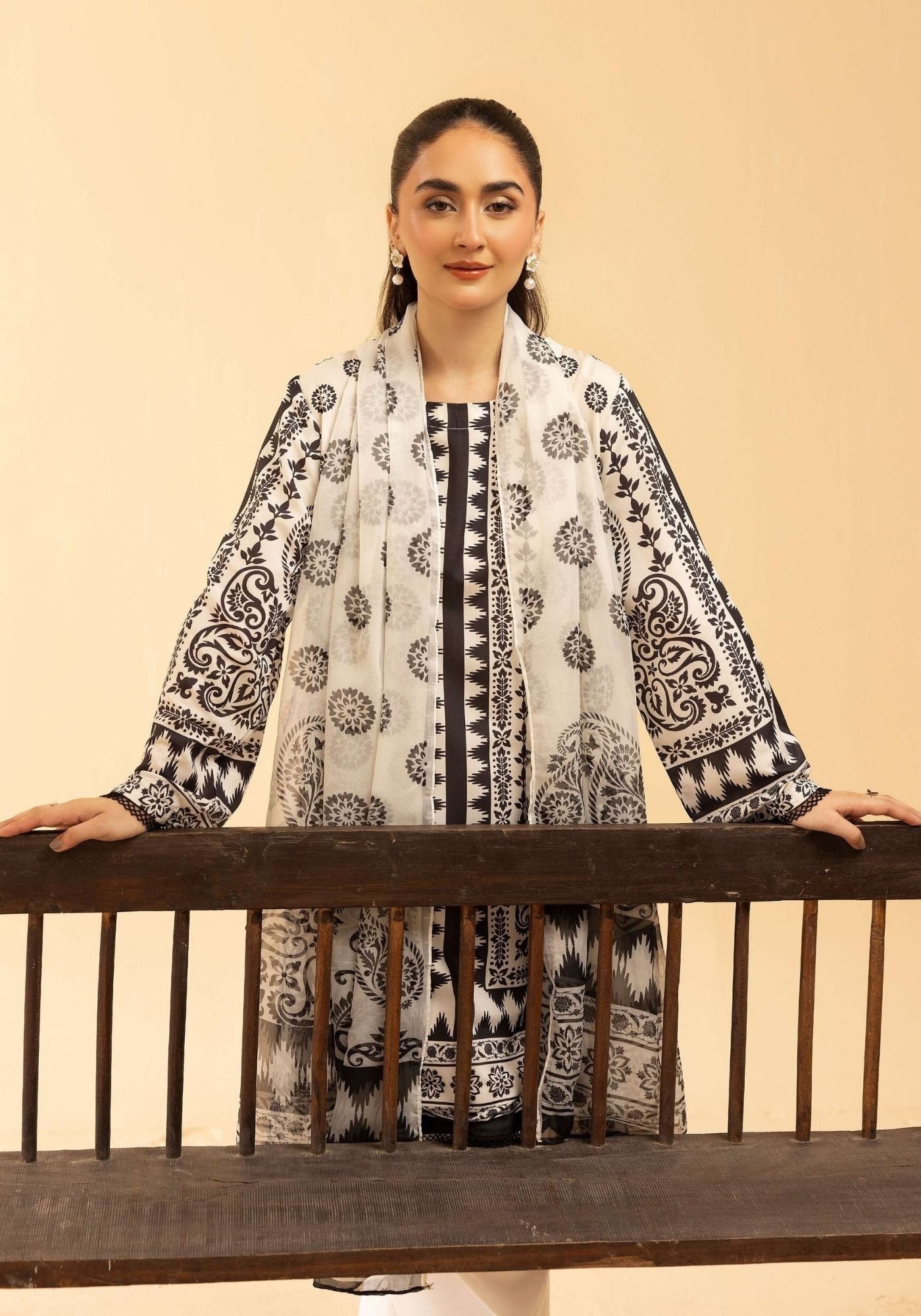 Simrans Sania Masketiya collection 3 piece printed casual suit 112203
