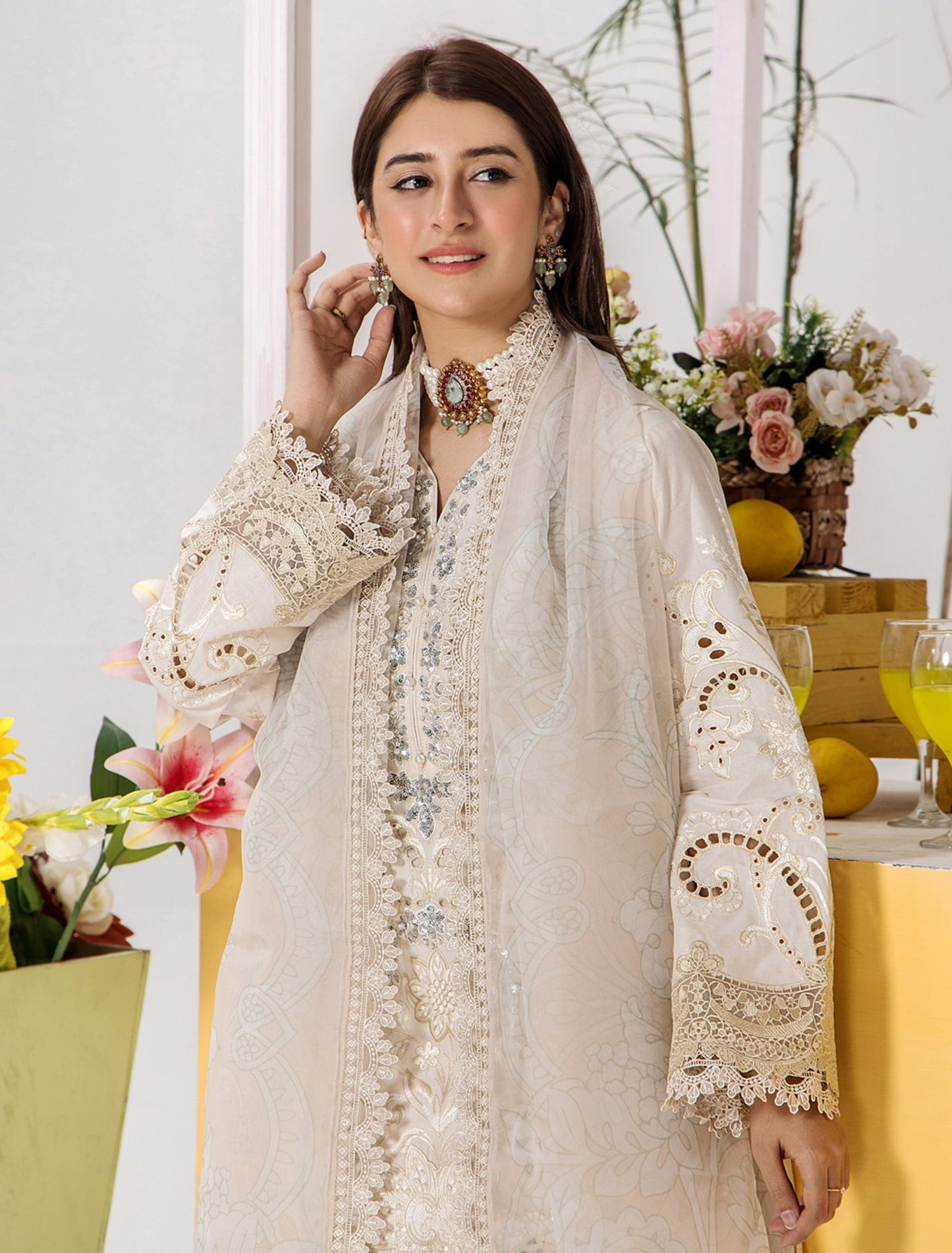 Traditional Thread Embroidered Lawn RTW 1315