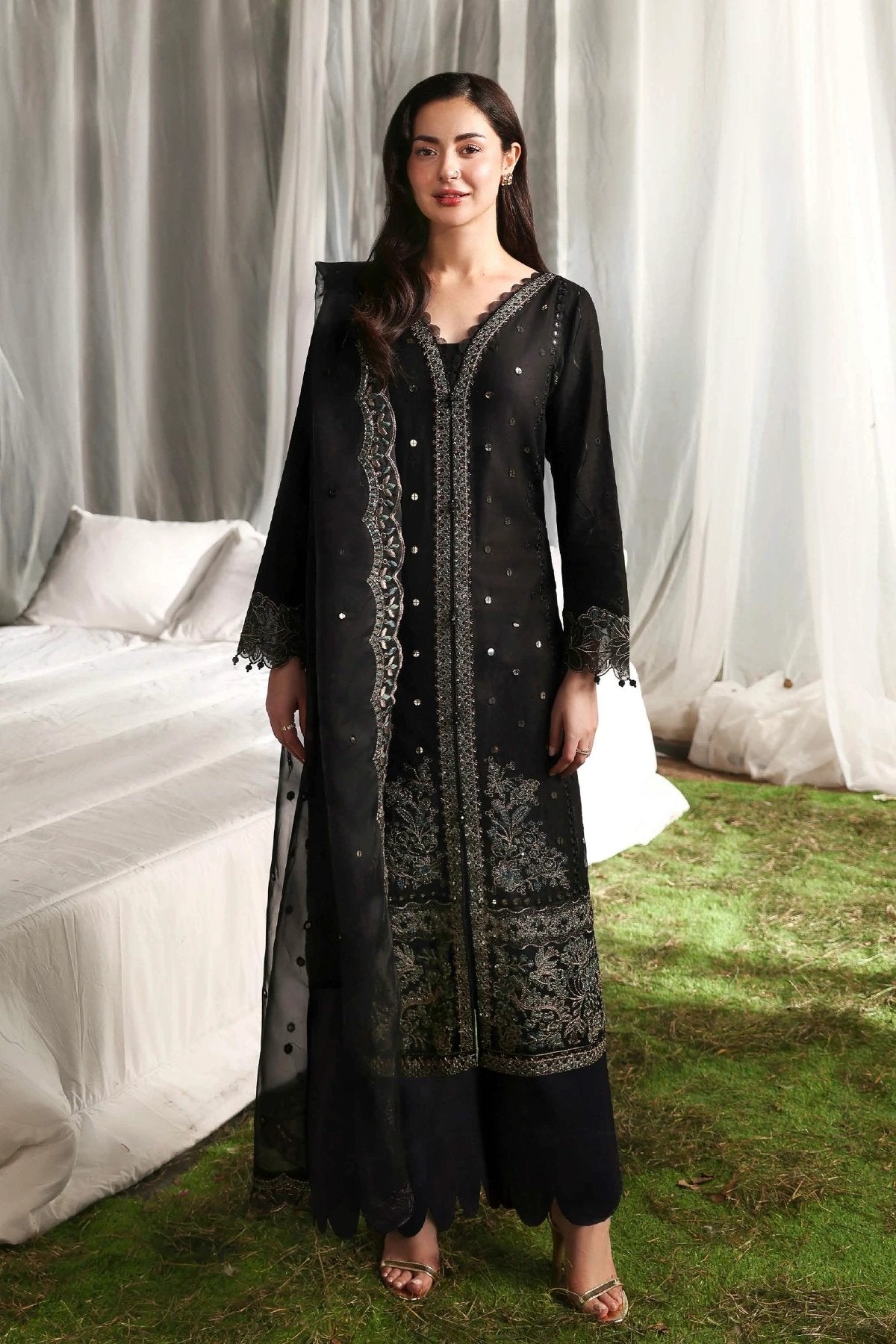 Midnight Black Luxury Embroidered Eid Suit with Organza Dupatta – MTF4