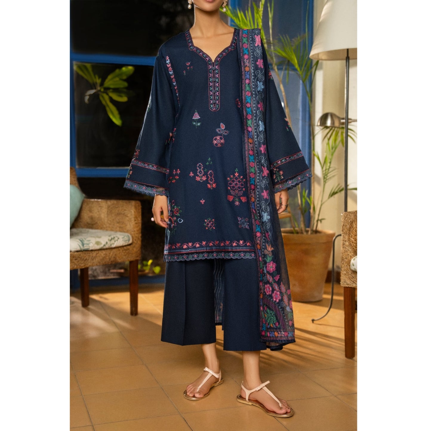 Casuallite Embroidered Linen Ready to Wear Winter Collection CTE 01
