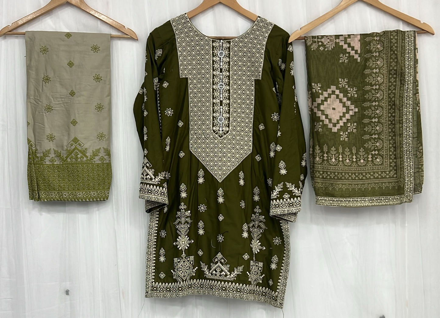 KARMA ‘AFFREEN’ | EMBROIDERED COTTON READYMADE | KC 136